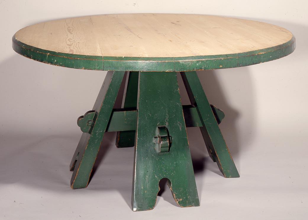 A William Morris table