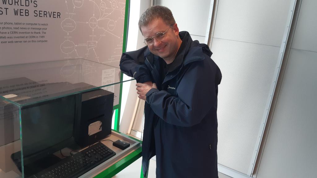 With the world's first web server